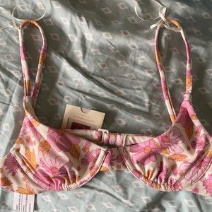 Very cute bikini top